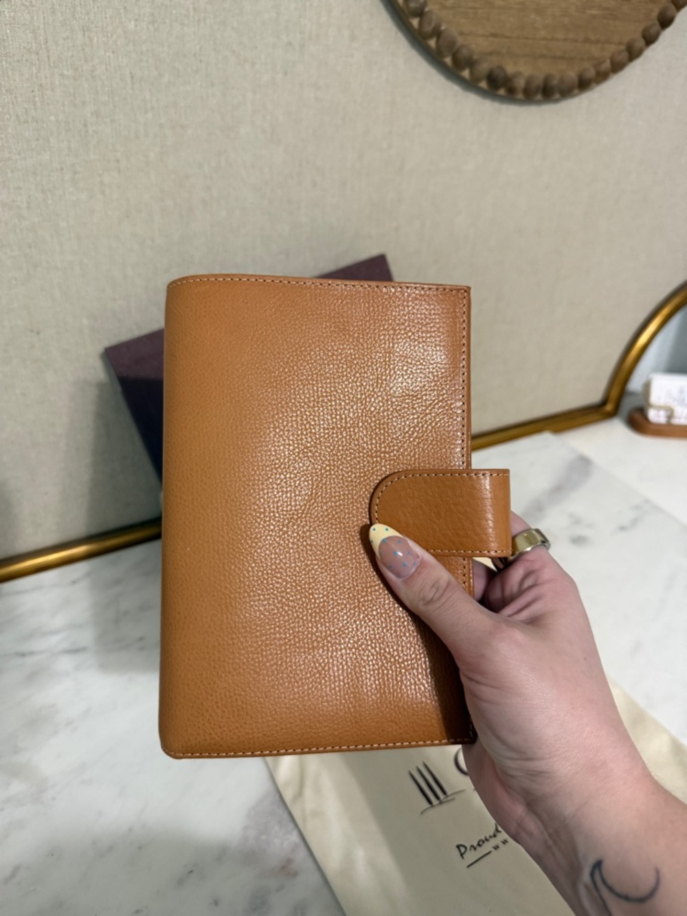 Gillio Undeyed Compagna Snap-Closure Planner